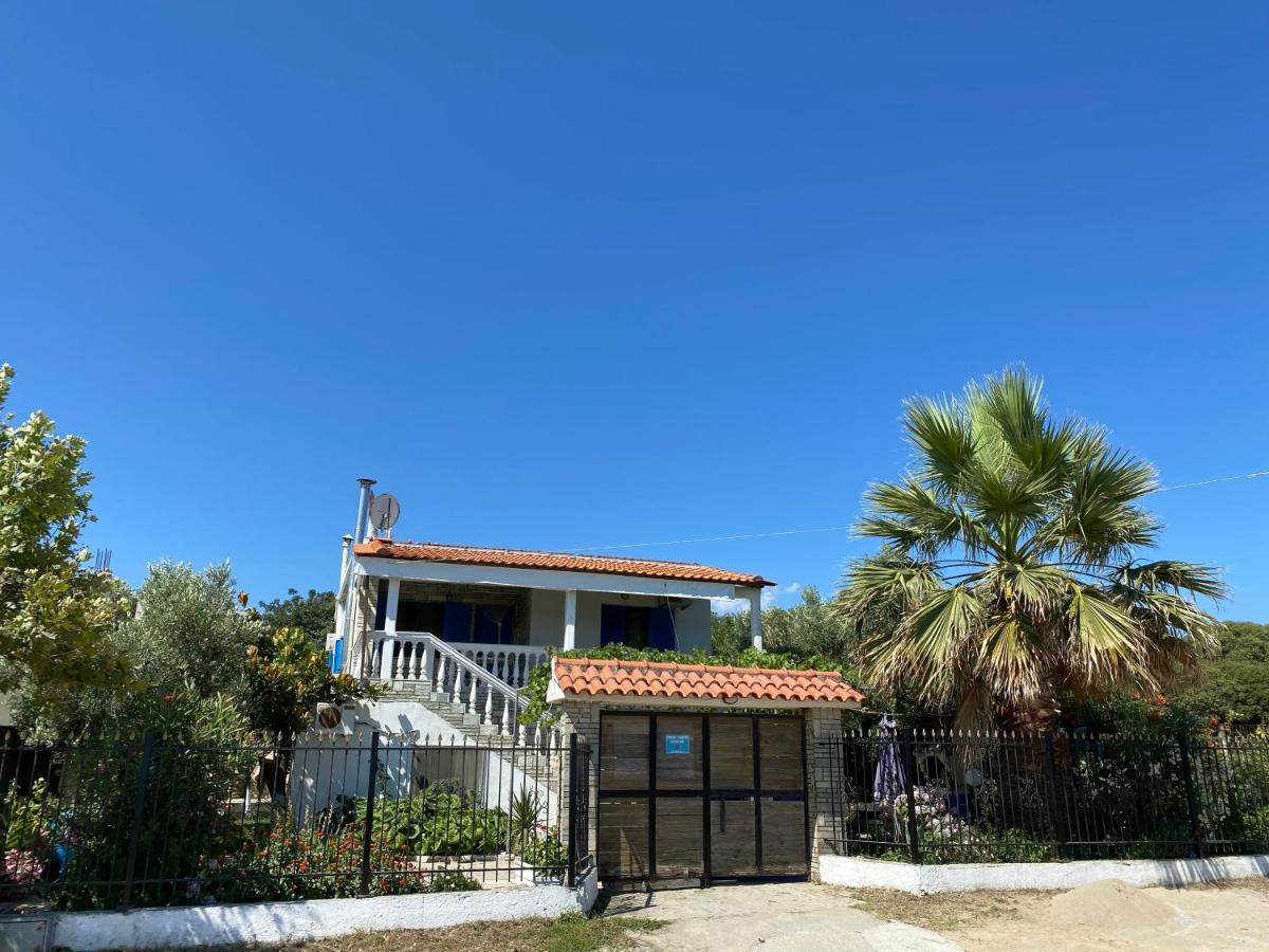 Ikidiki Beach Villa Ієрісос Екстер'єр фото